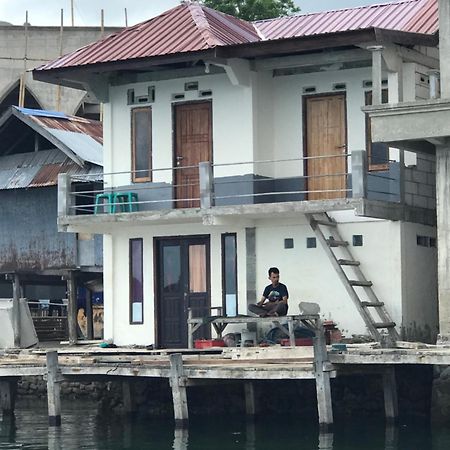 Ora Komodo Home Stay Exteriör bild